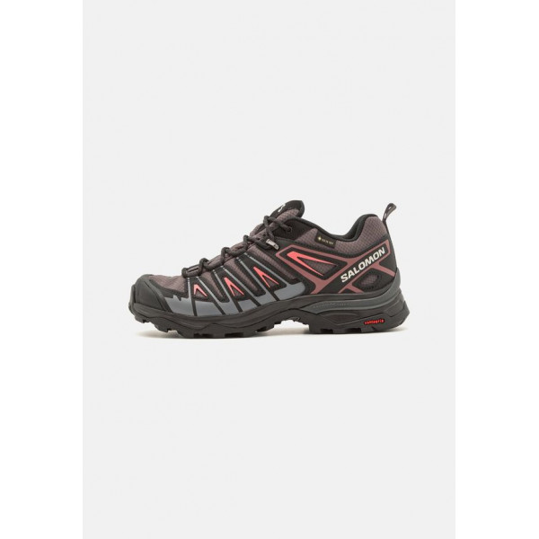 Ботинки для походов Salomon X Ultra Pioneer GTX, черный/розовый